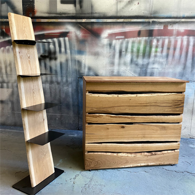 Theke Rustikal aus Eiche mit Totwurml�chern und Astl�chern